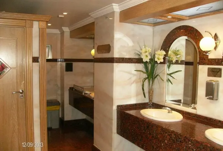 Trenchers Restaurant